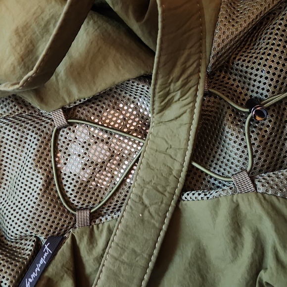 Free People Movement NYLON Crossbody Bag Army Green - Picture 5 of 5